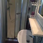 Le Clos Des Hautes Loges Bed & Breakfast