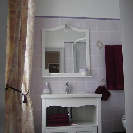 ベッド・アンド・ブレックファスト Le Clos Des Hautes Loges Les Loges