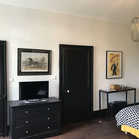 Le Clos Des Hautes Loges Bed & Breakfast