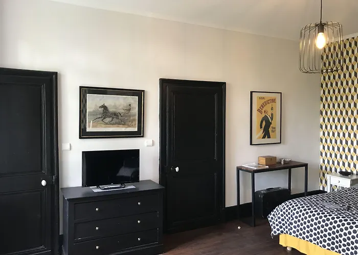 Le Clos Des Hautes Loges Bed & Breakfast