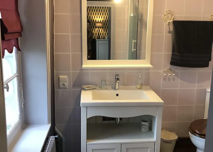 Le Clos Des Hautes Loges Bed & Breakfast 3*