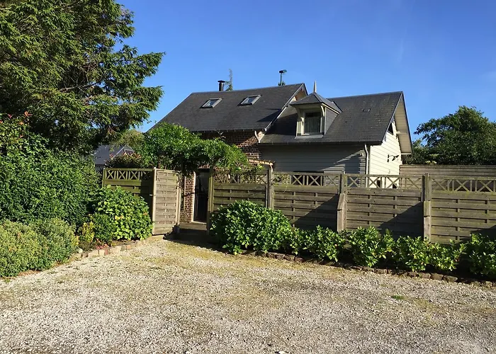 Le Clos Des Hautes Loges Bed & Breakfast