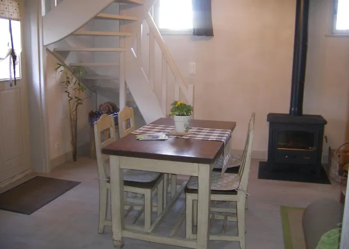 Le Clos Des Hautes Loges Bed & Breakfast 3*